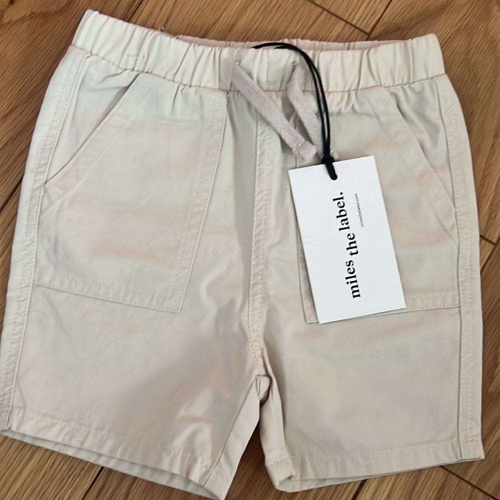 Miles the label khaki shorts // 12m